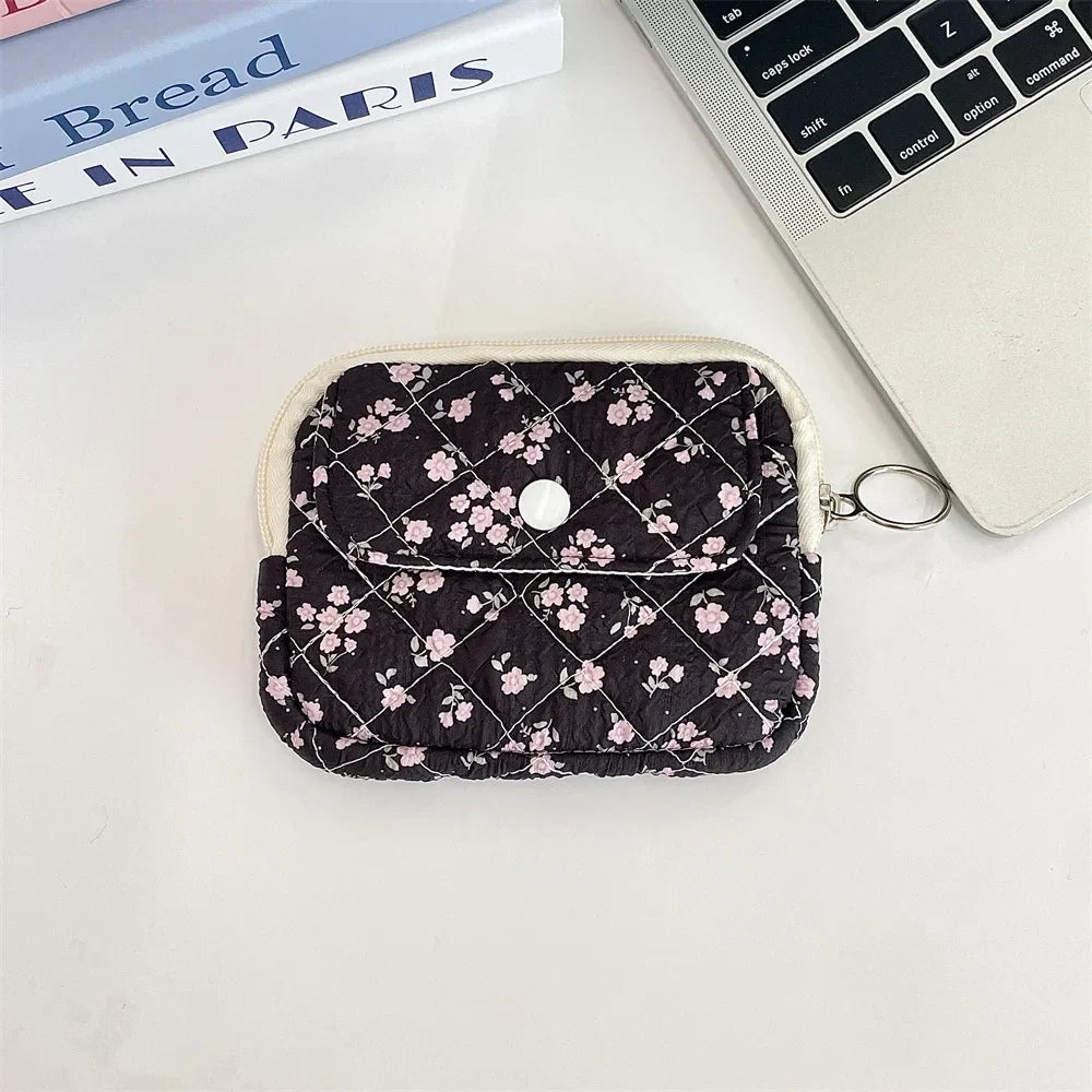Cute Cartoon Small Travel Cosmetic Lipstick Earphone Card Portable Storage Bag Purse Women Gift Pouch In Make up Bags Organizer